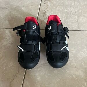 Cycling shoes